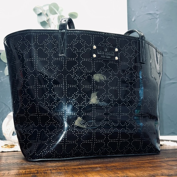 Kate Spade New York Tote perforated spade flower pattern Authentic - Picture 2 of 12